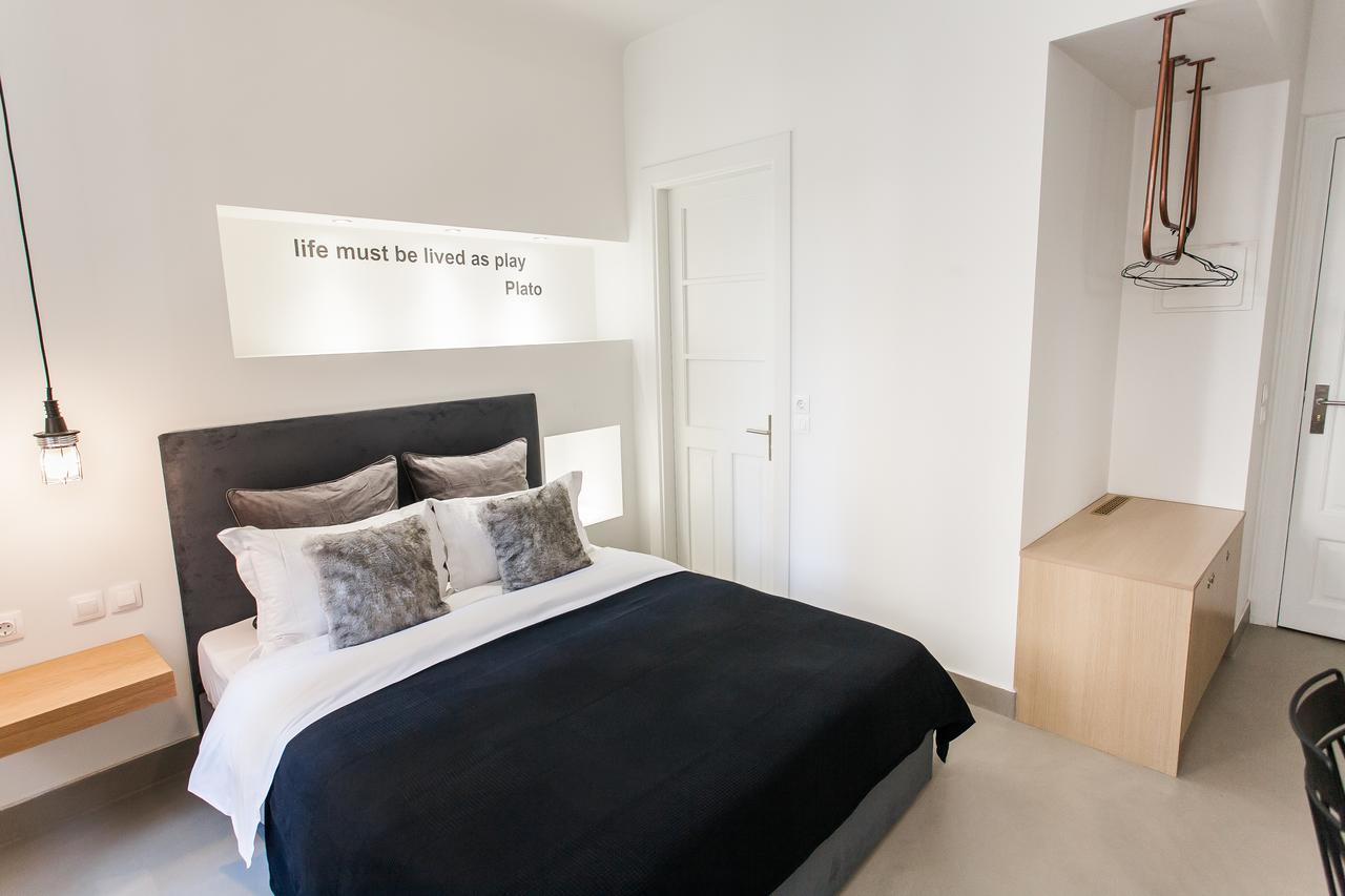 Monastiraki Suites By Livin Urbban เอเธนส์ ภายนอก รูปภาพ